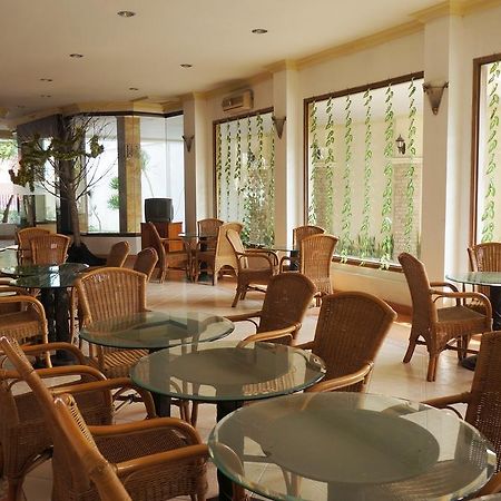 Adisurya Hotel كديري المظهر الخارجي الصورة